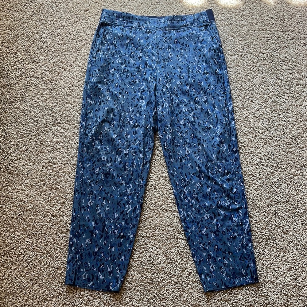 Women’s Athleta Elastic Waist Pants, blue, size 12